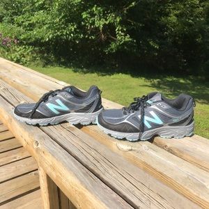 NEVER WORN women’s New Balance shoes size 11.